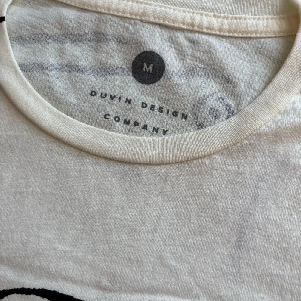 Duvin Design Medium T-shirt NWT. - Picture 2 of 5